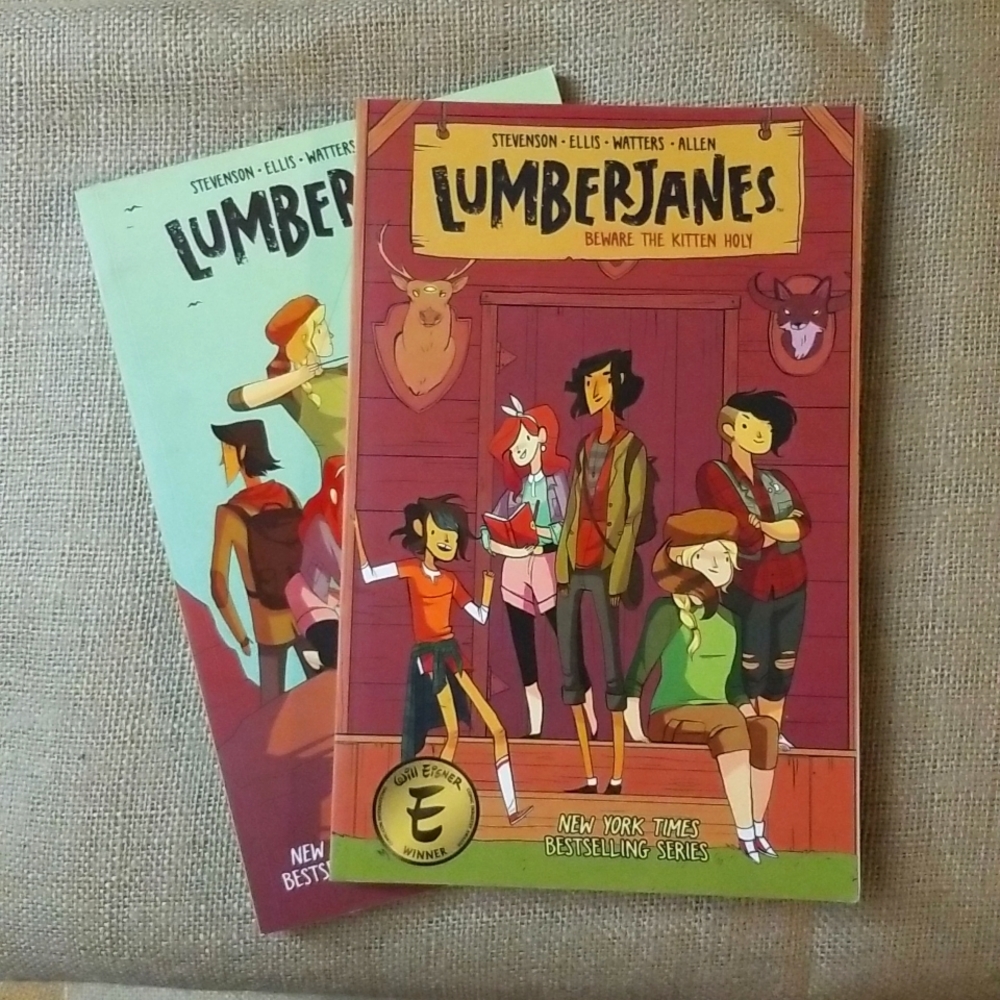 2 LumberJanes Graphic Novels